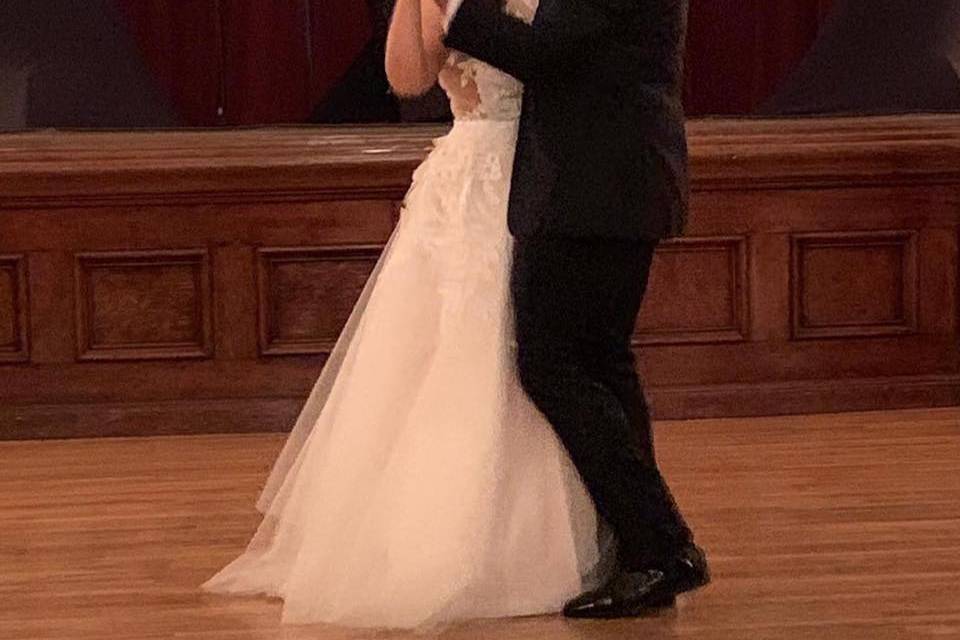 Garrett & Alisha - First Dance