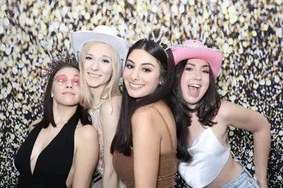Pearly Whites Photo Booth