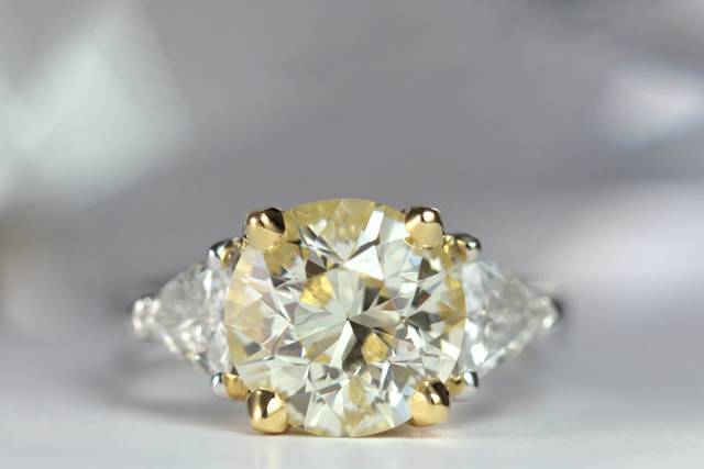 Diamond Guy Hawaii