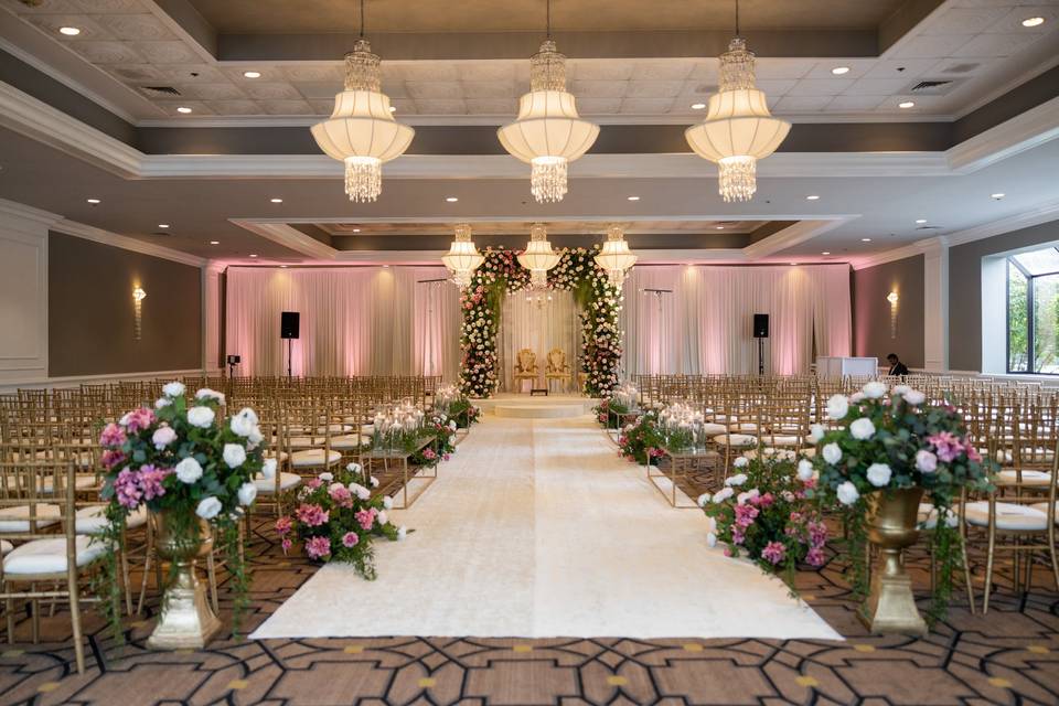 Floral and Candle Aisle Decor