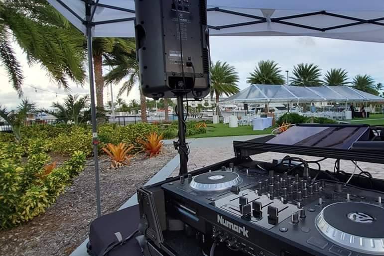 Starlight Music DJ Service
