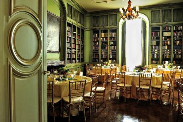 The Library seats up to 50 guests and adjoins the Drawing Room to provide seating for up to 150.  For additional seating, the Reception Gallery may be used.  (Photo by Egomedia Photography)