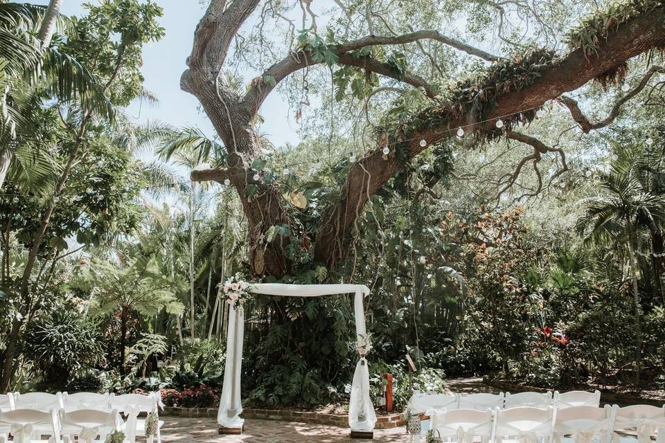 Outdoor wedding setup