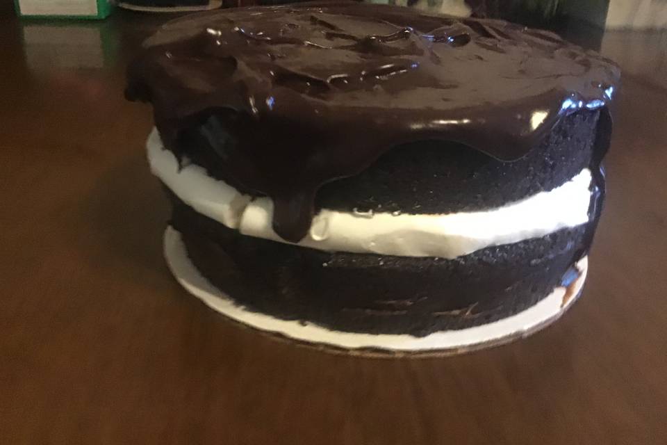 Moon pie cake