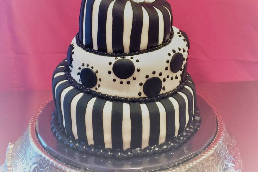 Topsy Turvy Halloween Wedding Cake