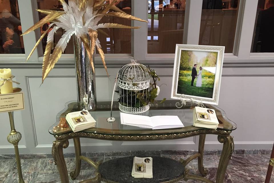 Sparkle Your Wedding by Laura