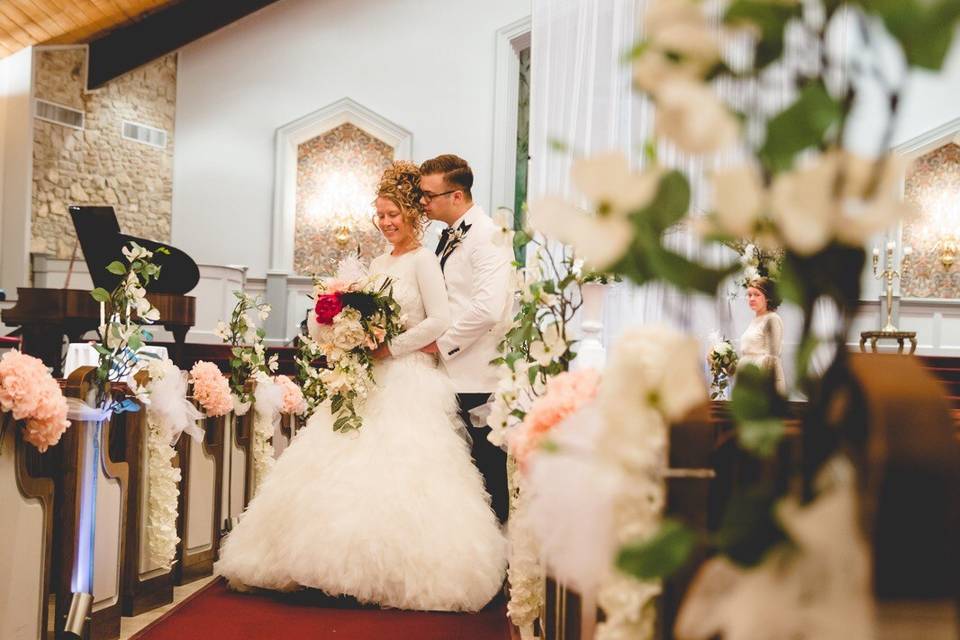 Sparkle Your Wedding by Laura