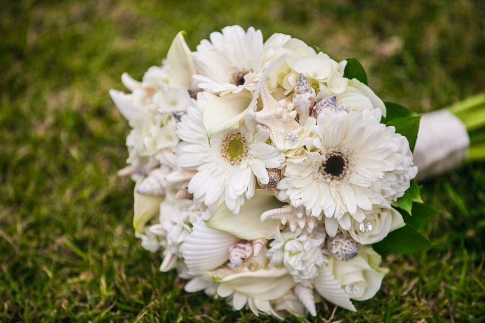 Seashell and Starfish Bouquet