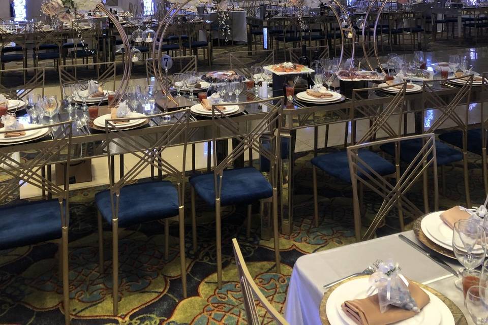 Long table decor