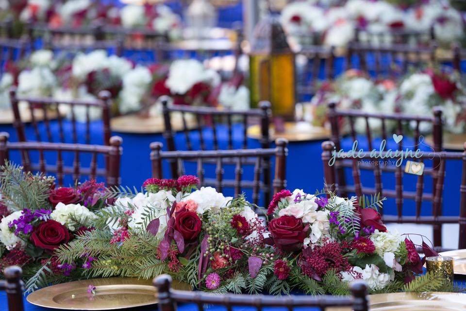 Flower Runners make a gorgeous decor for long tables
