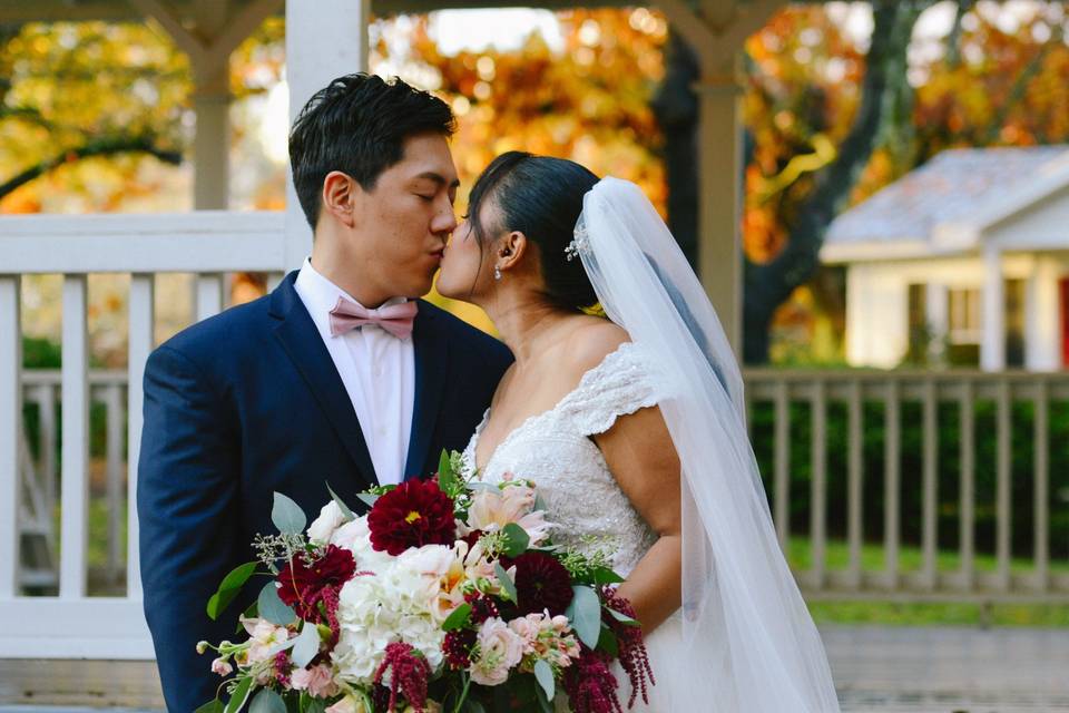 Bride & Groom Pavilion