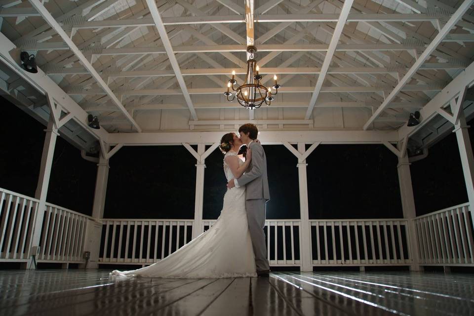 Bride & Groom Pavilion