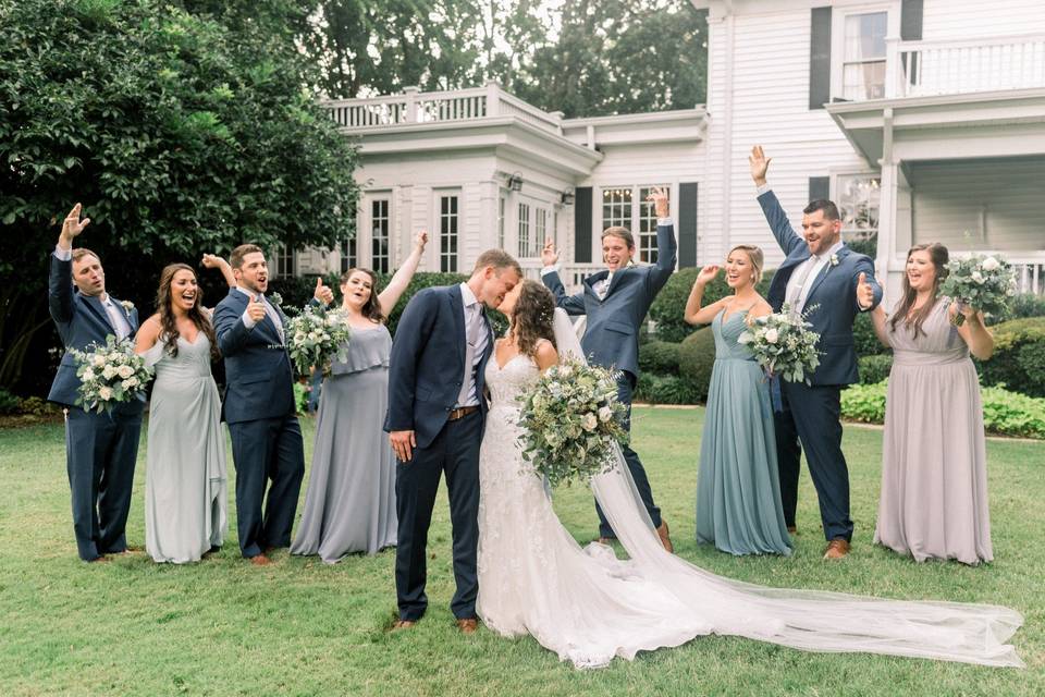 Bridal Party Front Lawn