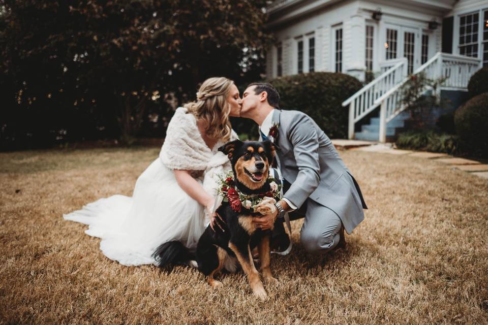 Bride & Groom Front Lawn