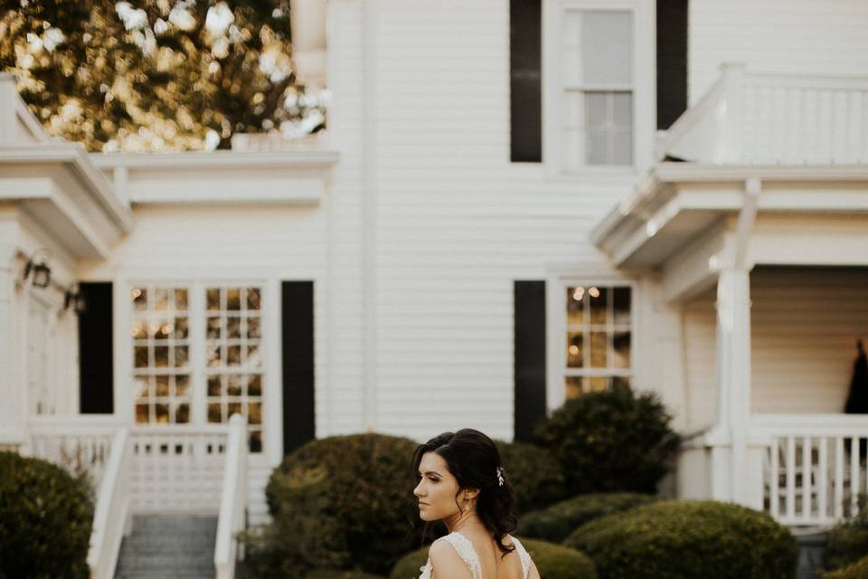 Beautiful Bride Front Lawn