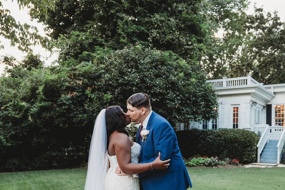 Bride & Groom Front Lawn