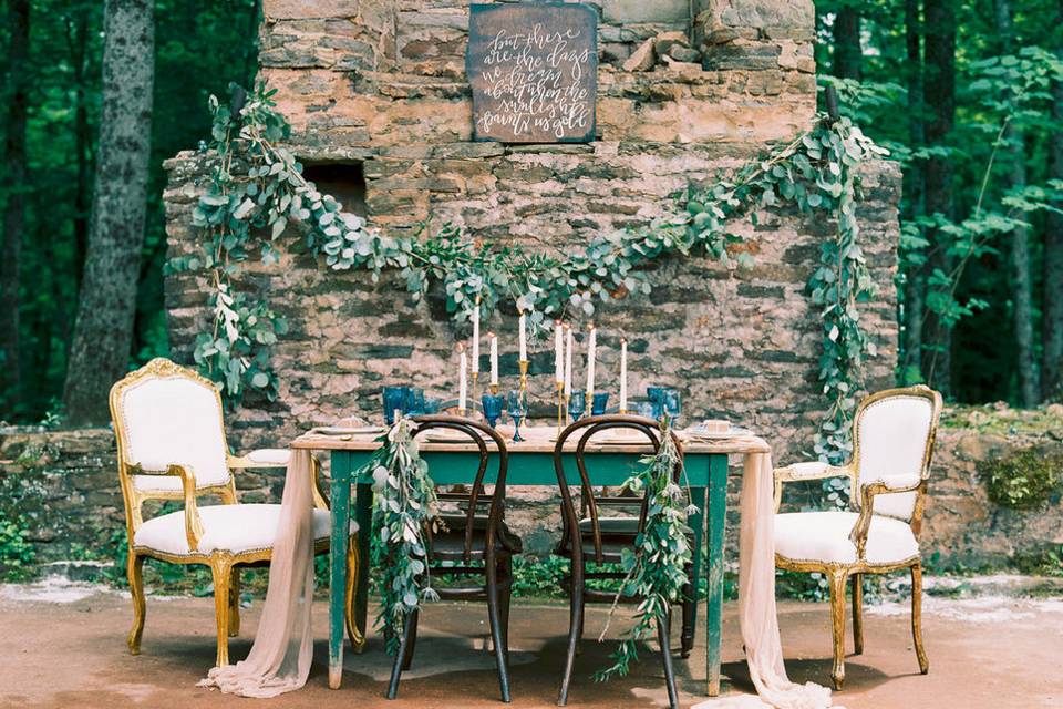 Head table setup