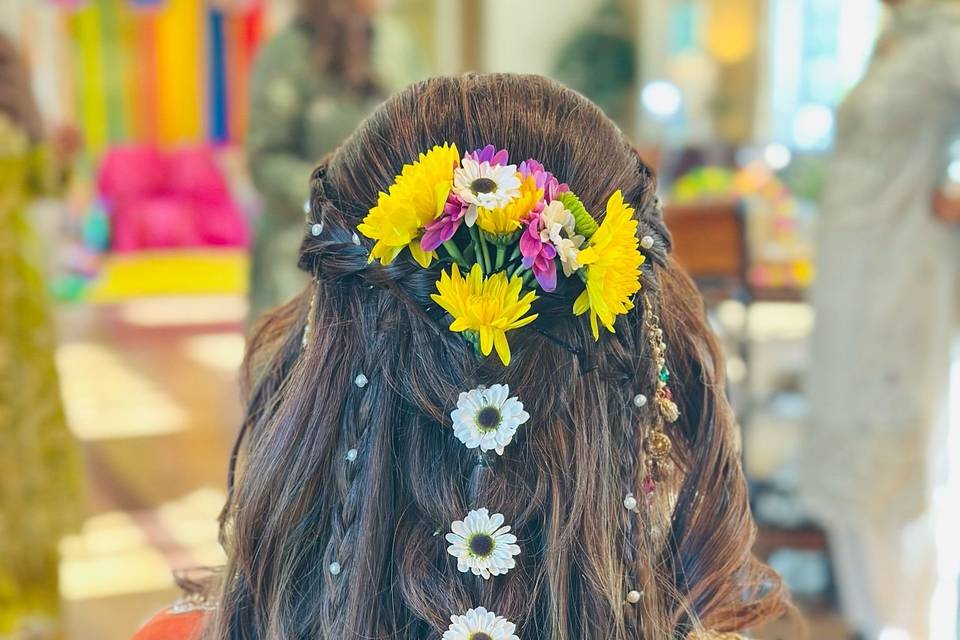 Mehndi hairstyle