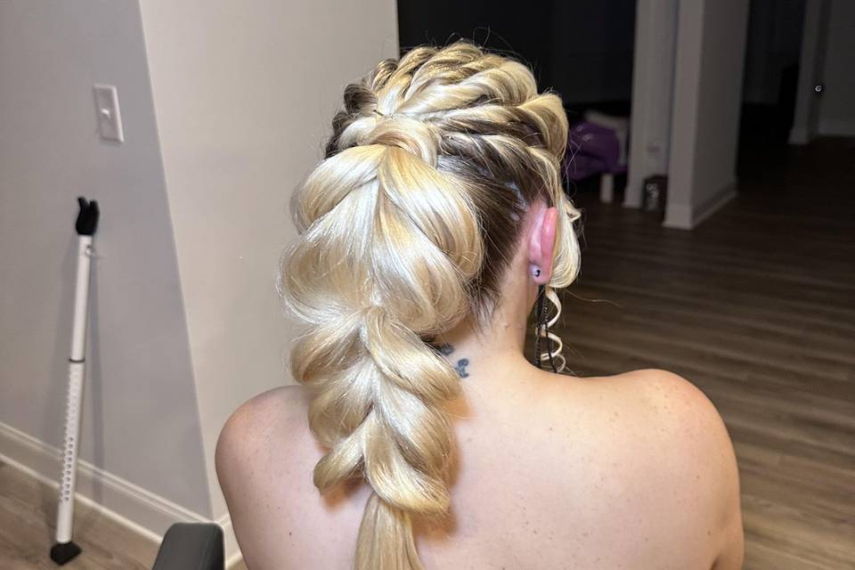 Event for black tie