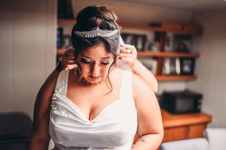 Makeup and hairstyle
