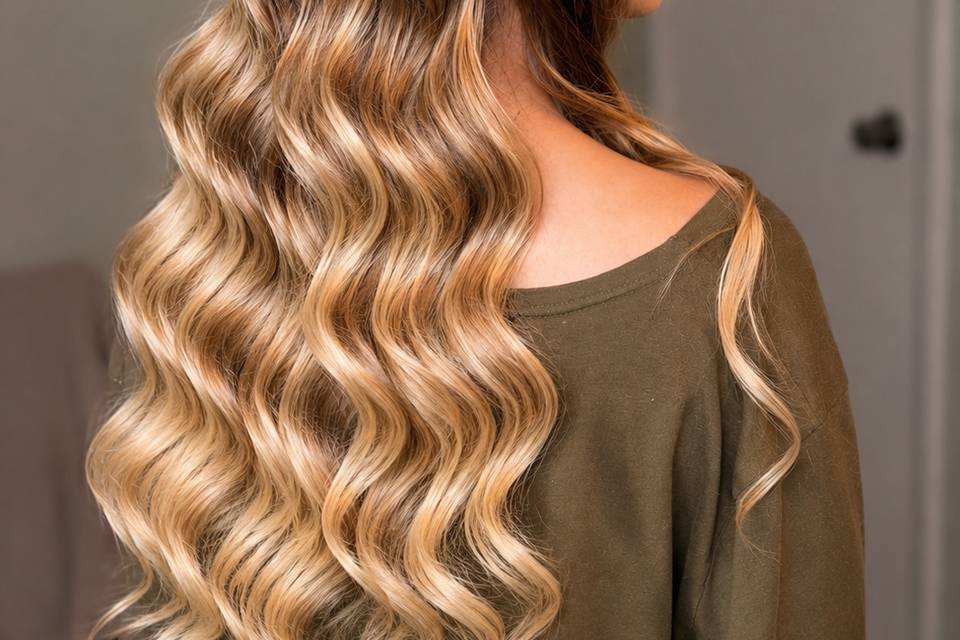 hollywood waves