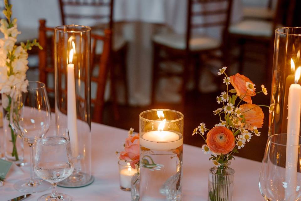 Reception table