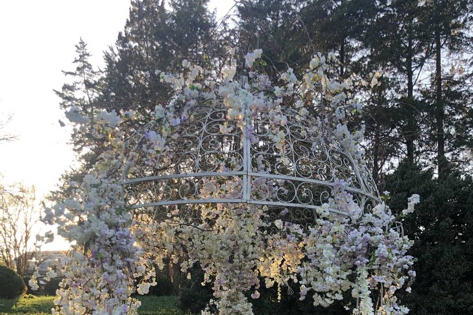 Gazebo decorated for wedding