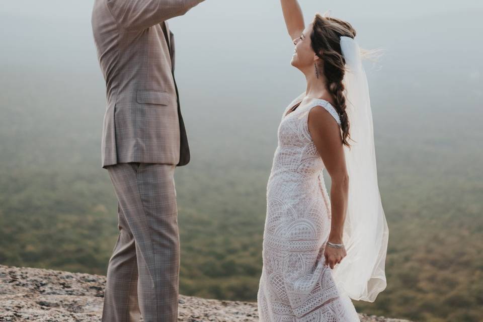 First dance on the mountain