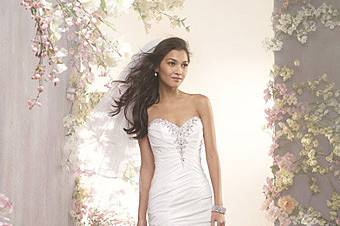 Sweethearts Bridal & Formalwear