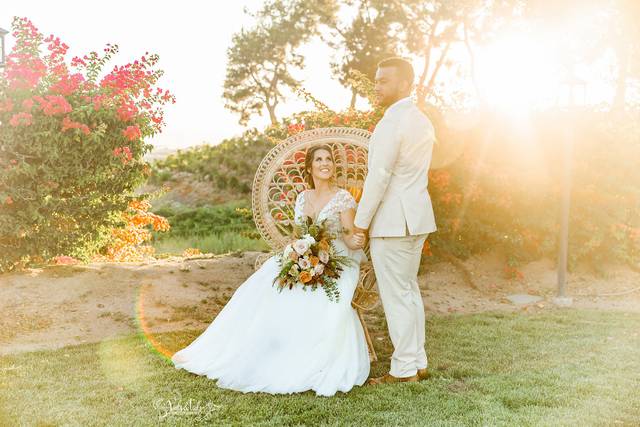 Artsy Bride and Groom