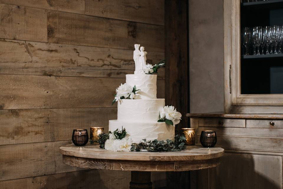 White Rustic Buttercream