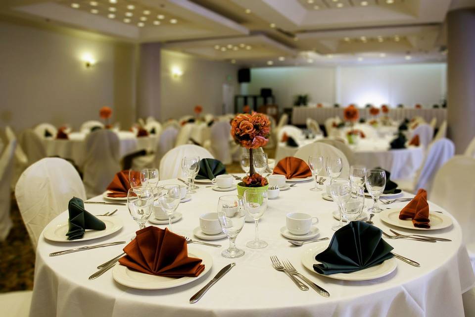 Table setting