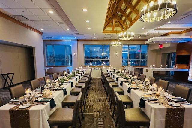 Lakeview Bistro Small Wedding