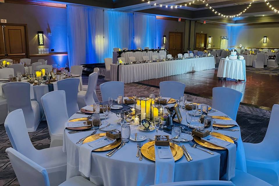 Wedding in Marion Cafe Lights