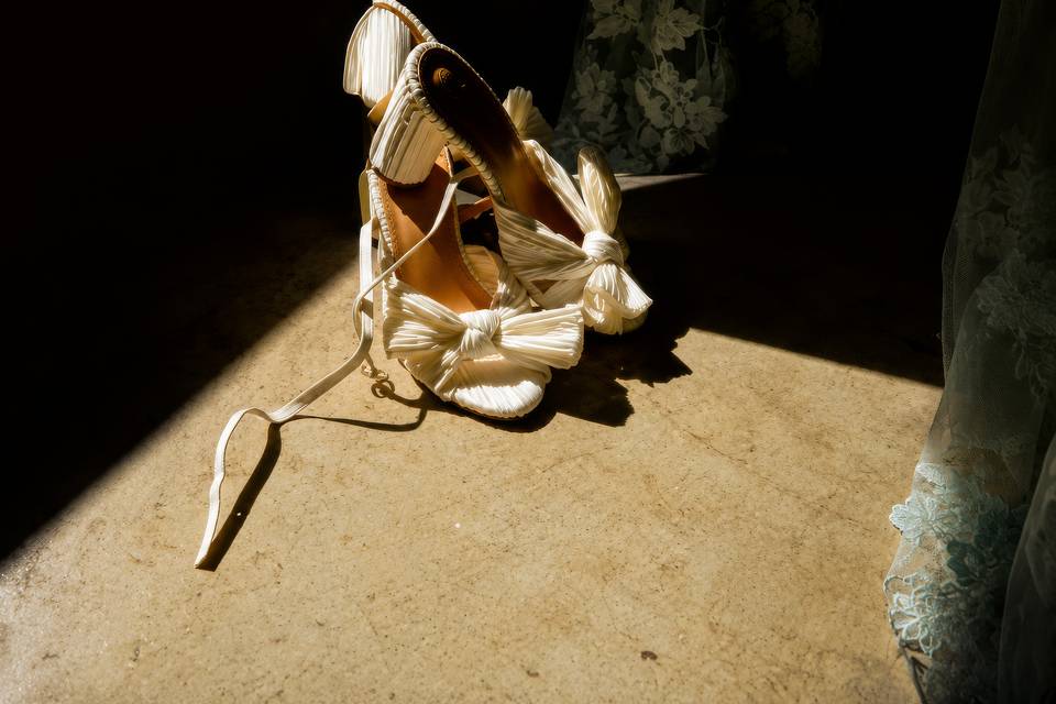 Somebody's Off Dancin'