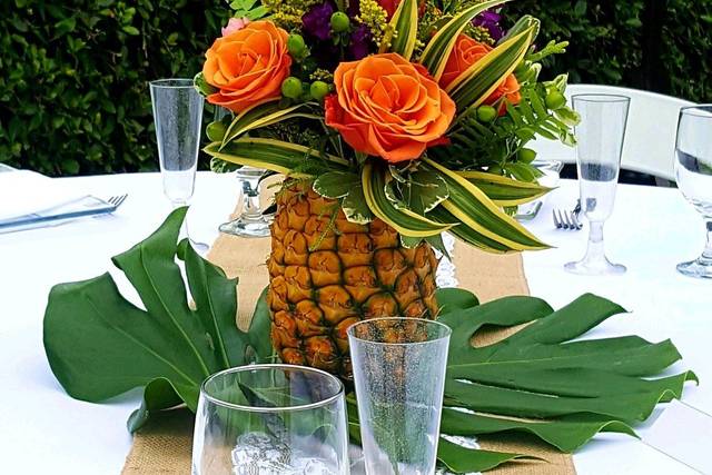 Pineapple decor