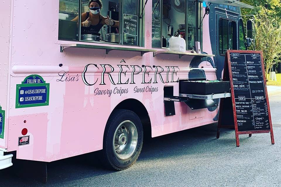 Lisa's Creperie Food Truck