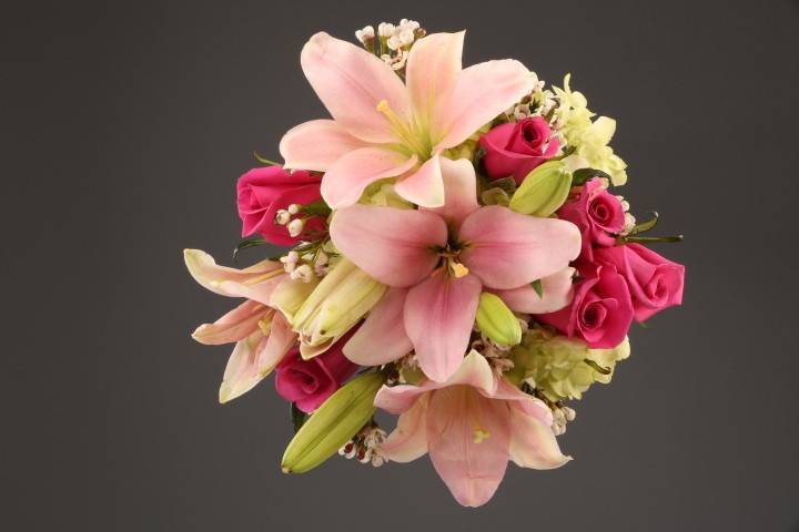 Pink Lillies with Roses