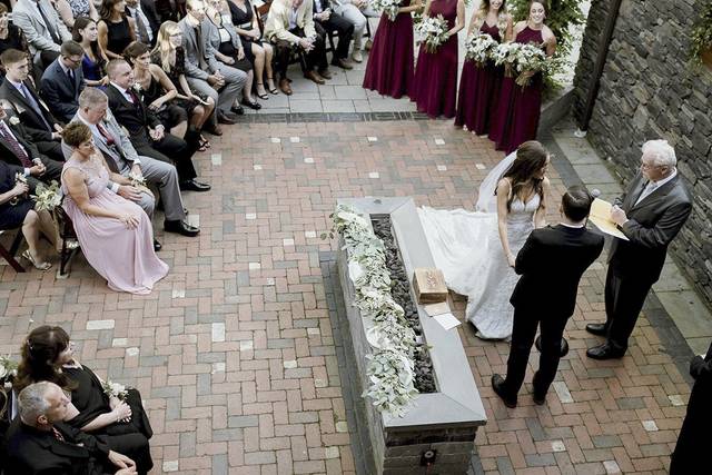 Outdoor ceremony