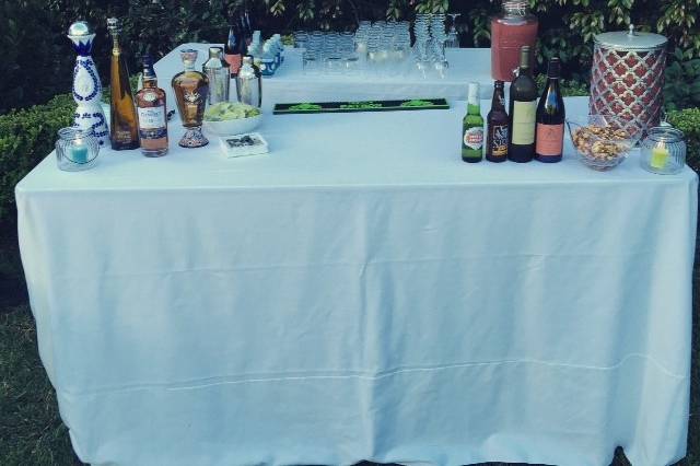 Wine table