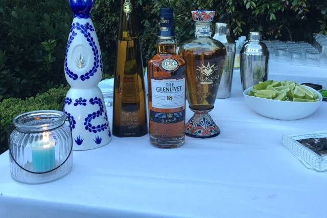 Wine table