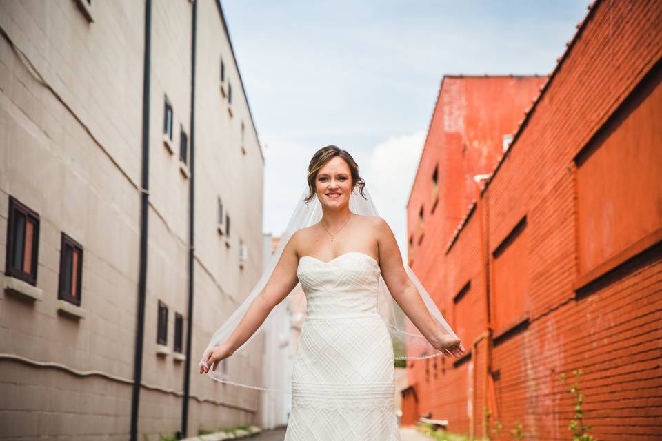 Laura Bridal Session
Pensacola Wedding Photographer
Pensacola, Florida