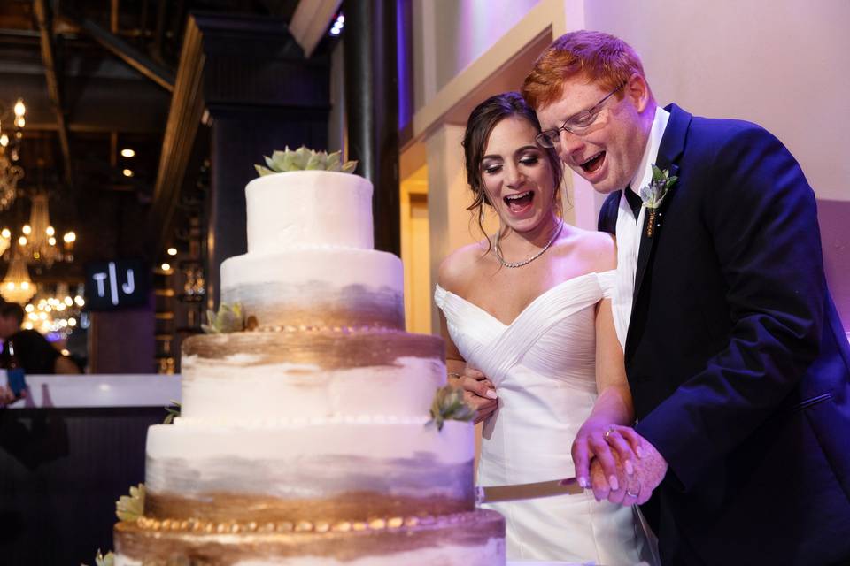 Cutting the cake