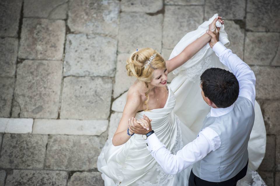 venice wedding, bride and father dance