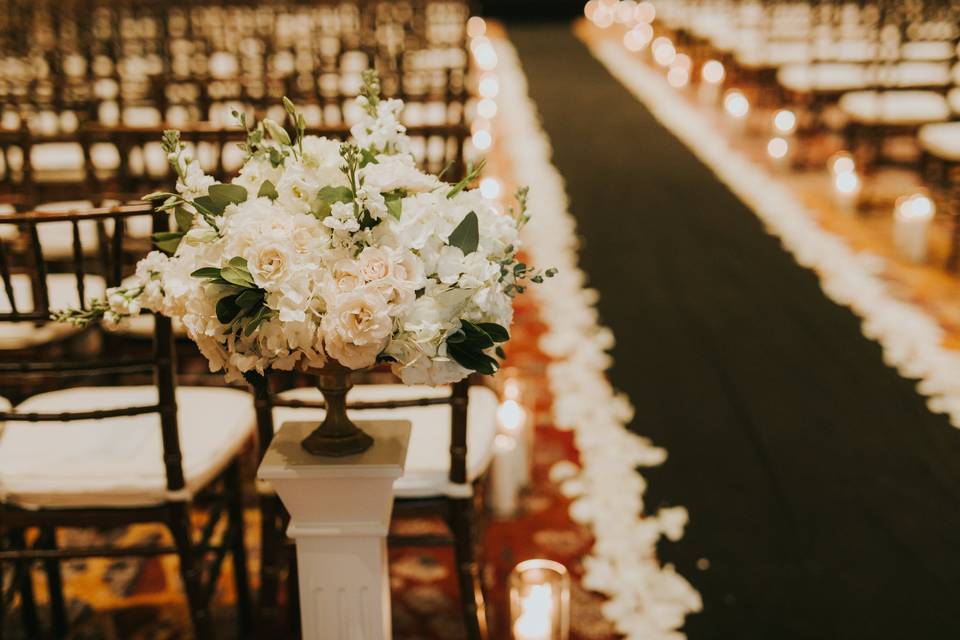 Vision in White Events - Nashville Wedding Planner