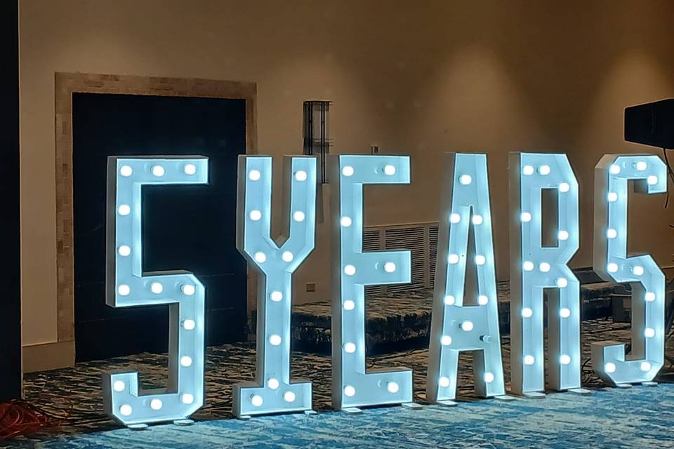 Lit letters