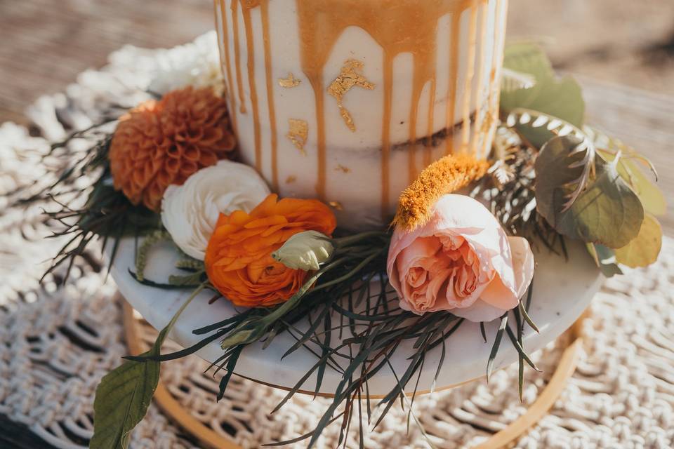 Cake and flowers