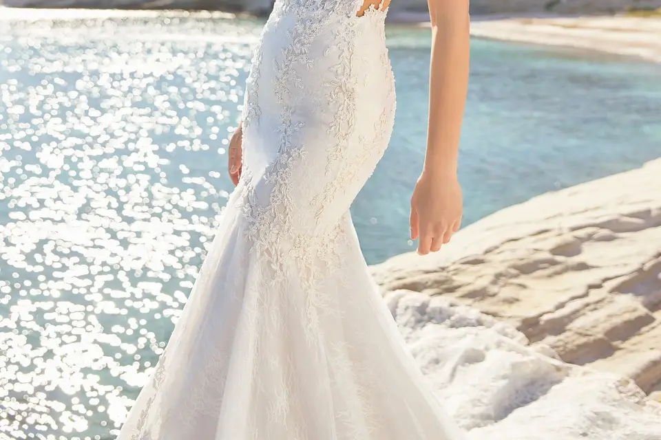 The White Dress Reviews - Corona del Mar, CA - 108 Reviews The White Dress Reviews - Corona del Mar, CA - 108 Reviews