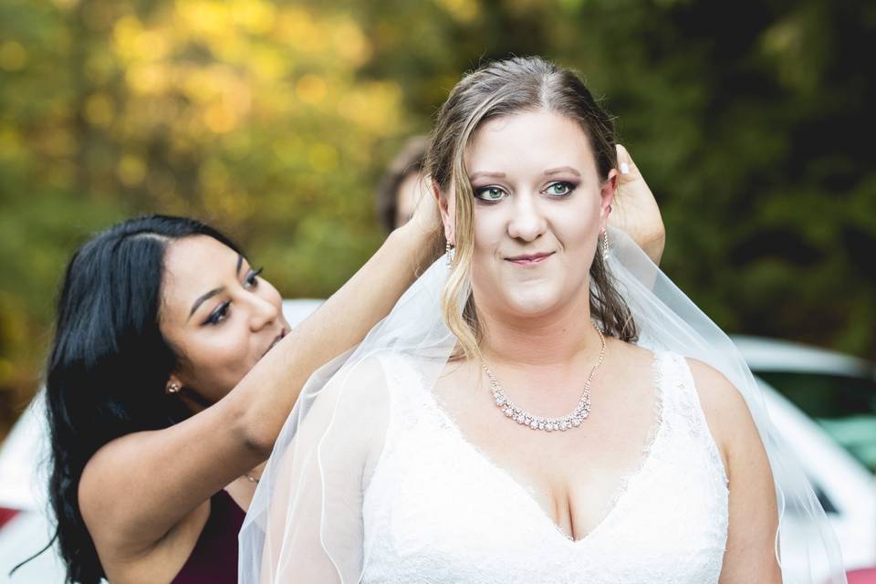 Attaching the veil