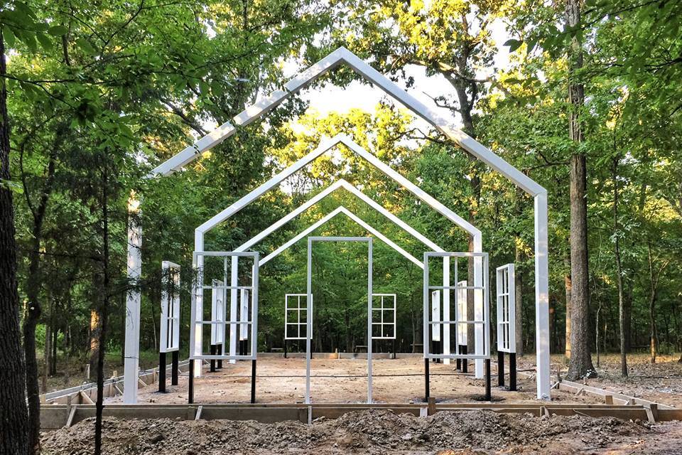 Outdoor chapel construction